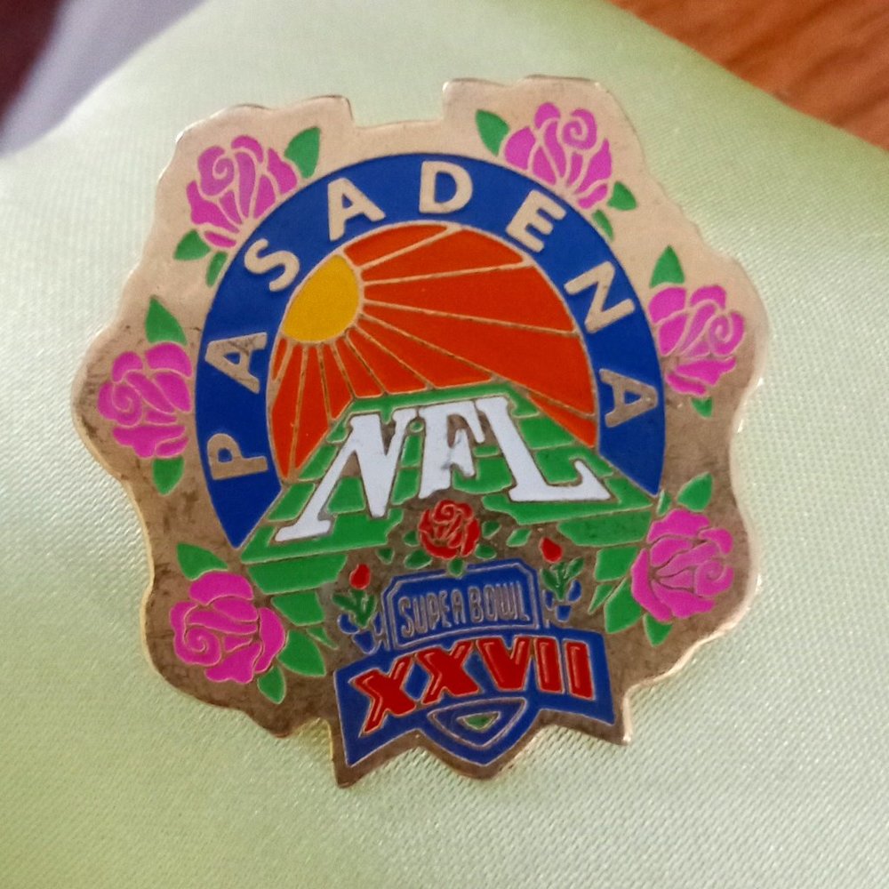 Pasadena NFL Tac Pin